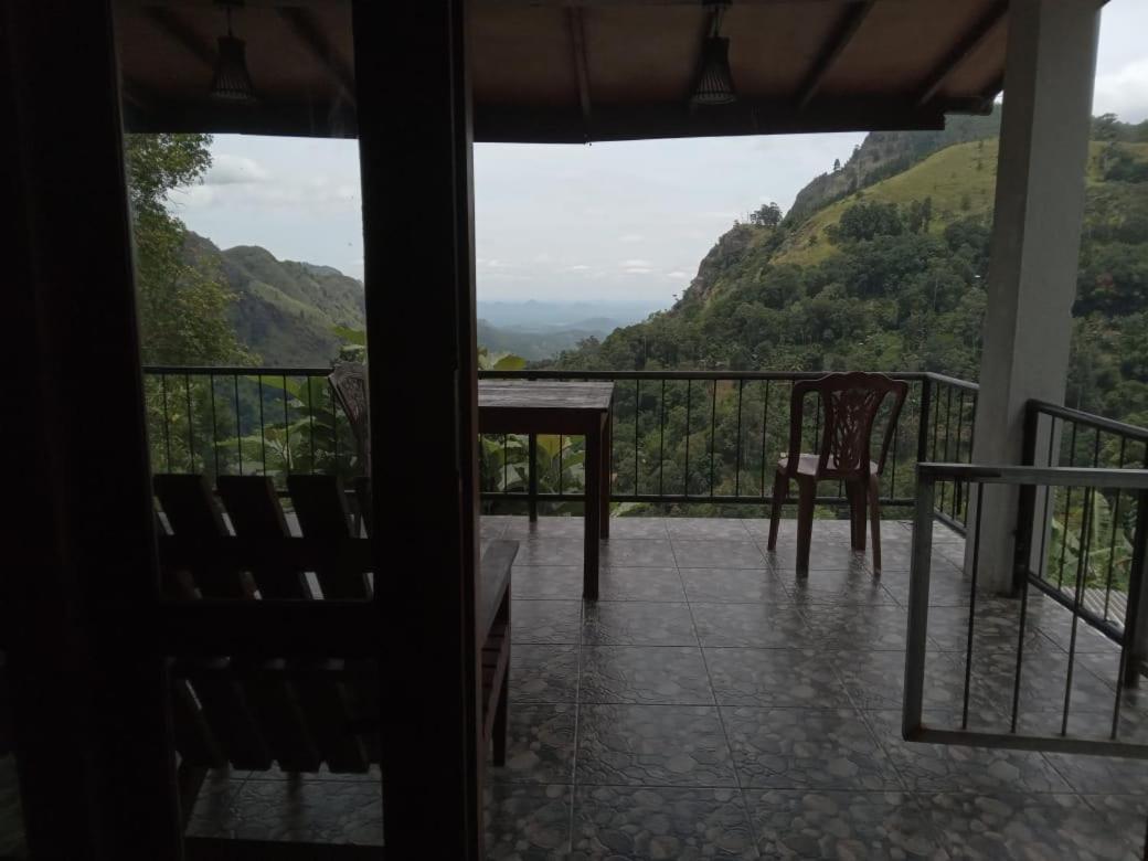 Divine View Homestay Ella Buitenkant foto